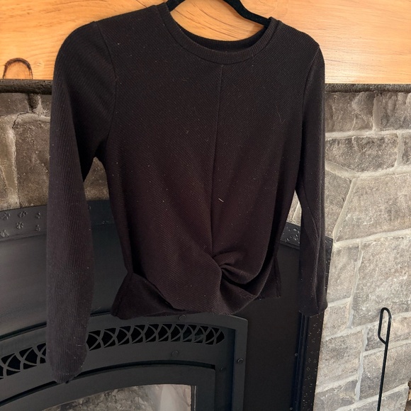 Cropped Knit Long Sleeve with Front Knot Twist - Picture 1 of 4